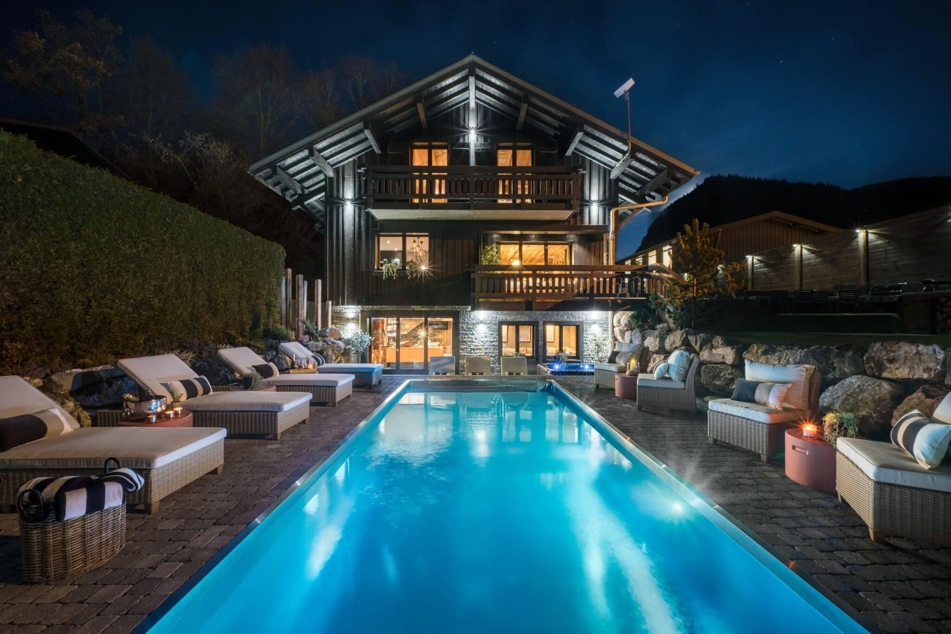 The Bungo, Morzine